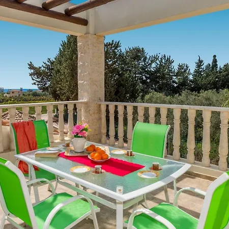 Villa Olympian Sun By Peyia