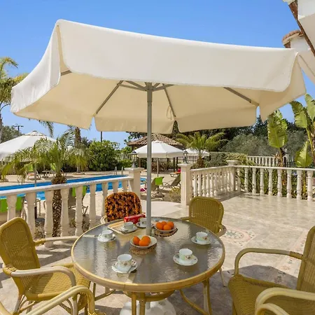 Villa Olympian Sun By Peyia